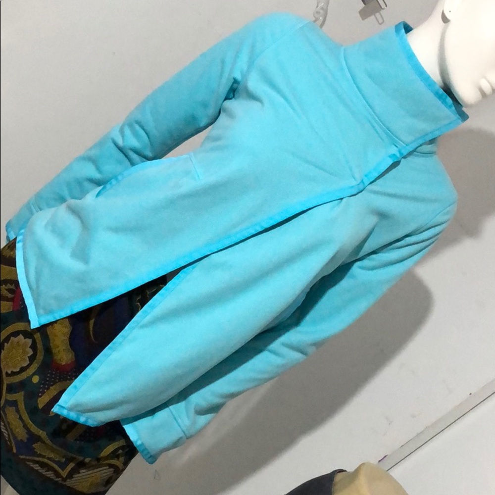 Lululemon ivivva jacket